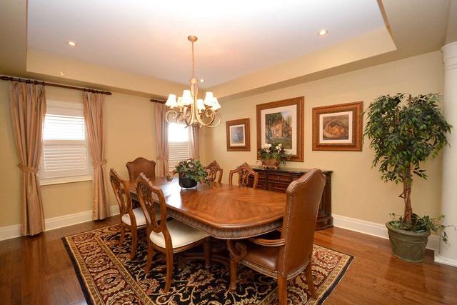 7 Richgrove Dr, House detached with 4 bedrooms, 4 bathrooms and 6 parking in Brampton ON | Image 8