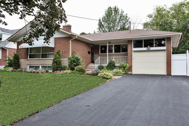 147 Lydia Ave, House detached with 4 bedrooms, 3 bathrooms and null parking in Milton ON | Image 1