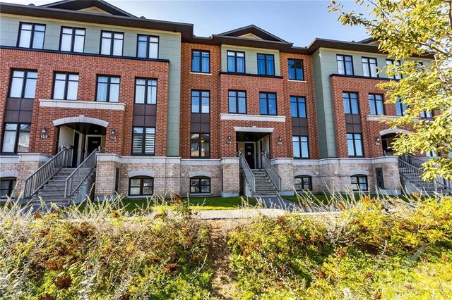 114 Bluestone Private, House attached with 2 bedrooms, 3 bathrooms and 1 parking in Ottawa ON | Image 1