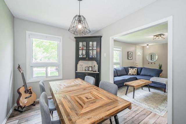 12 Merritt Blvd, House detached with 2 bedrooms, 1 bathrooms and 5 parking in Guelph ON | Image 9