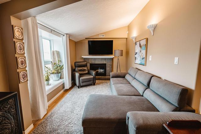 4 - 360 4 Street W, Condo with 1 bedrooms, 1 bathrooms and 1 parking in Drumheller AB | Image 3