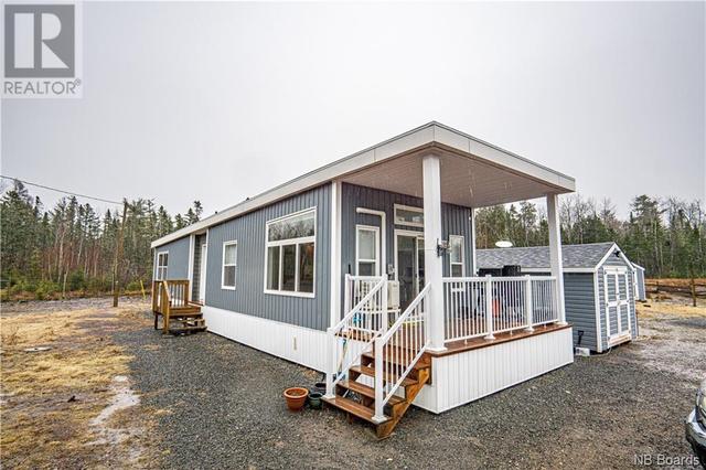 4 Hart's Lake Road, House detached with 2 bedrooms, 1 bathrooms and null parking in Gagetown NB | Image 2