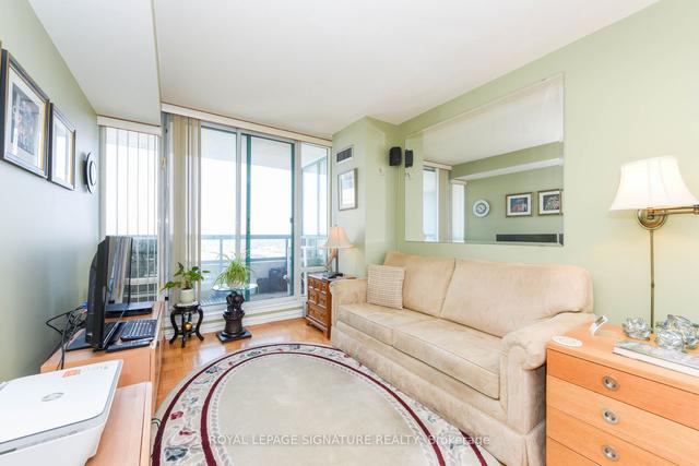 1604 - 7250 Yonge St, Condo with 2 bedrooms, 2 bathrooms and 2 parking in Vaughan ON | Image 21
