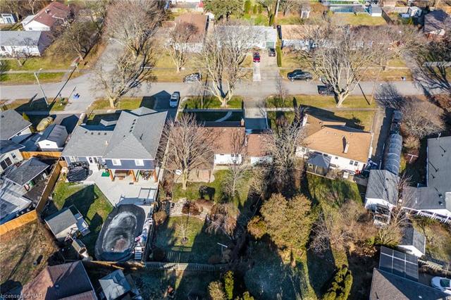 6 Edgewood Road, House detached with 4 bedrooms, 2 bathrooms and 7 parking in St. Catharines ON | Image 42