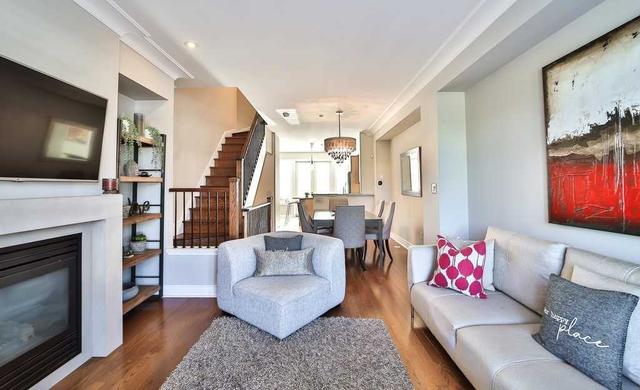 8351 Kipling Ave, House attached with 3 bedrooms, 3 bathrooms and 2 parking in Vaughan ON | Image 38