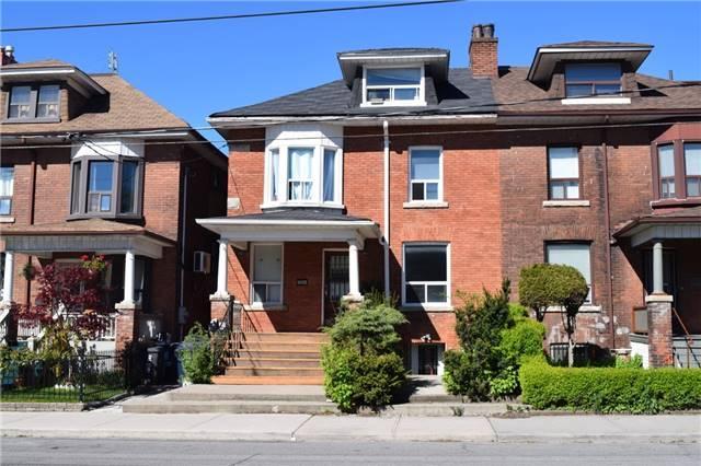 1032 Bathurst St, House semidetached with 9 bedrooms, 5 bathrooms and 4 parking in Toronto ON | Image 1
