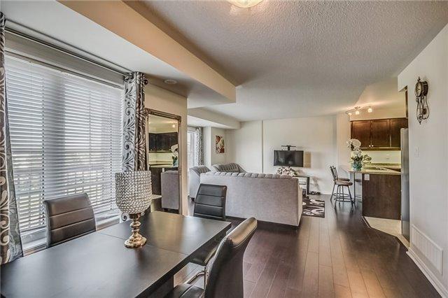 111 Chapman Dr, Townhouse with 2 bedrooms, 2 bathrooms and 1 parking in Ajax ON | Image 8