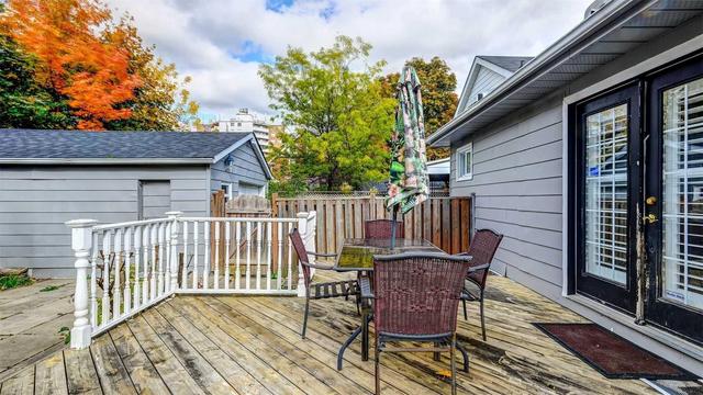 32 Wellington St W, House detached with 3 bedrooms, 2 bathrooms and 2 parking in Brampton ON | Image 19