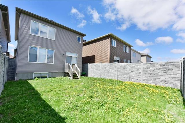 107 Westover Crescent, House detached with 3 bedrooms, 3 bathrooms and 2 parking in Ottawa ON | Image 25