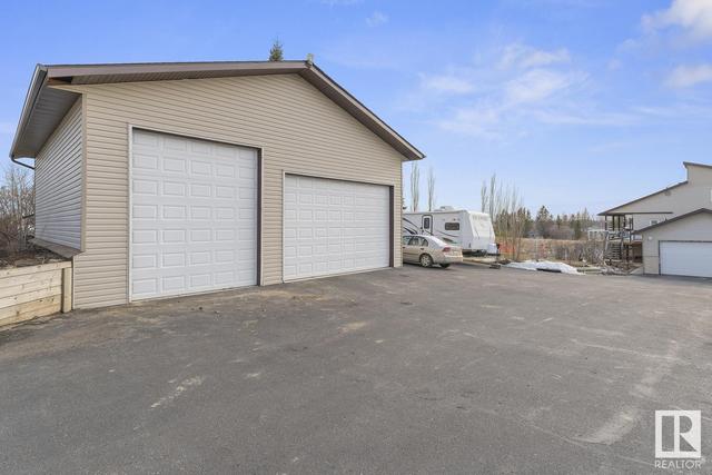 135 - 61029 Rge Rd 465, House detached with 4 bedrooms, 3 bathrooms and null parking in Bonnyville No. 87 AB | Image 2
