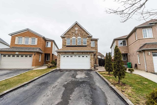 136 Bunchberry Way, House detached with 3 bedrooms, 3 bathrooms and 4 parking in Brampton ON | Image 1