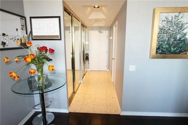 2308 - 7 Bishop Ave, Condo with 0 bedrooms, 1 bathrooms and 1 parking in Toronto ON | Image 2