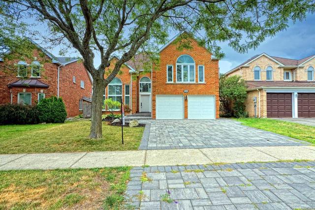 1241 Saddler Circ, House detached with 4 bedrooms, 5 bathrooms and 5 parking in Oakville ON | Image 1