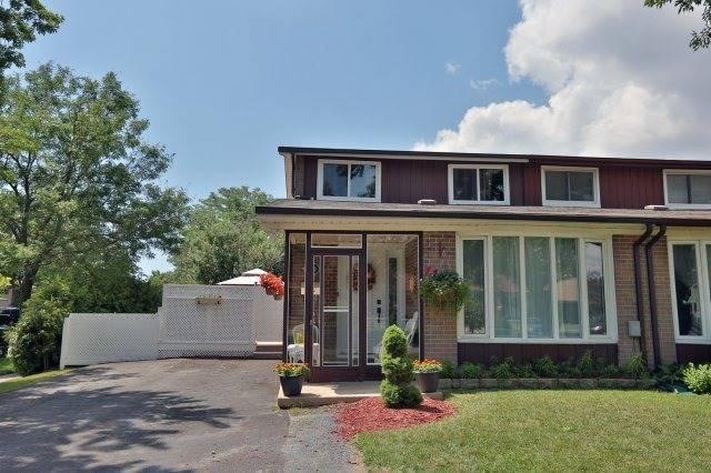 2366 Padstow Cres, House semidetached with 3 bedrooms, 2 bathrooms and 4 parking in Mississauga ON | Image 1