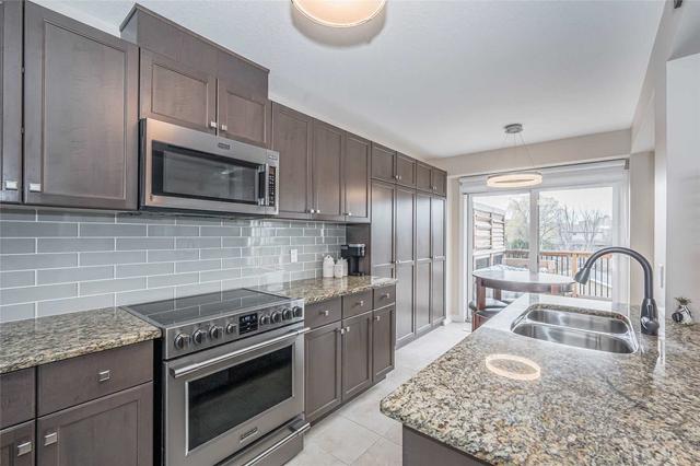 460 Starwood Dr, House semidetached with 3 bedrooms, 3 bathrooms and 2 parking in Guelph ON | Image 5