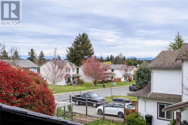 1243 Beckton Dr, House detached with 3 bedrooms, 2 bathrooms and 2 parking in Comox BC | Image 43
