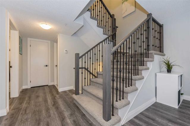 at2 - 53 Arthur St S, Townhouse with 2 bedrooms, 2 bathrooms and 1 parking in Guelph ON | Image 15