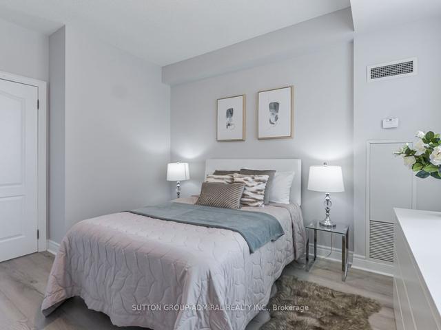 309 - 1 Clairtrell Rd, Condo with 2 bedrooms, 2 bathrooms and 1 parking in Toronto ON | Image 13