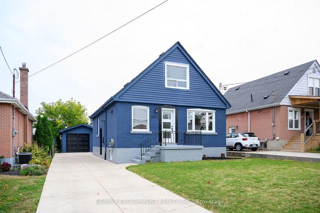 351 Arlington Rd, House detached with 4 bedrooms, 3 bathrooms and 4 parking in Hamilton ON | Image 1