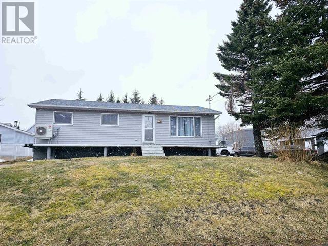 25 Clearyville Street, House detached with 2 bedrooms, 2 bathrooms and null parking in Cape Breton NS | Image 3