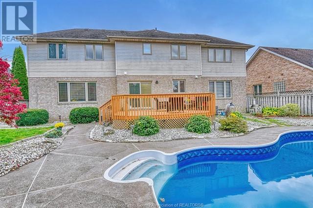 2620 Bridgeway Boulevard, House detached with 4 bedrooms, 2 bathrooms and null parking in LaSalle ON | Image 9