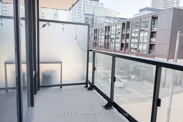 n366 - 35 Rolling Mills Rd, Condo with 2 bedrooms, 2 bathrooms and 0 parking in Toronto ON | Image 4