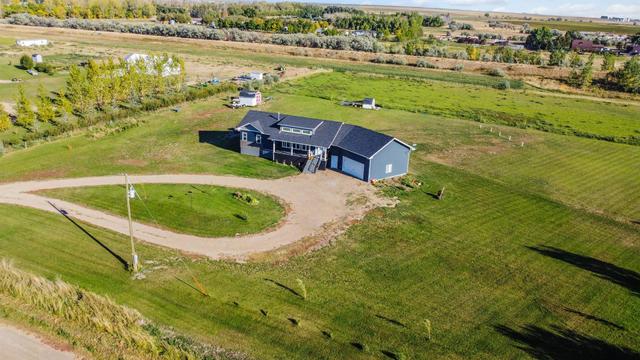 7 1 Avenue S, House detached with 4 bedrooms, 3 bathrooms and null parking in Taber MD AB | Image 5