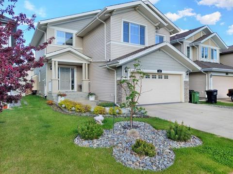 843 Chahley Way Nw, House detached with 3 bedrooms, 3 bathrooms and 4 parking in Edmonton AB | Card Image