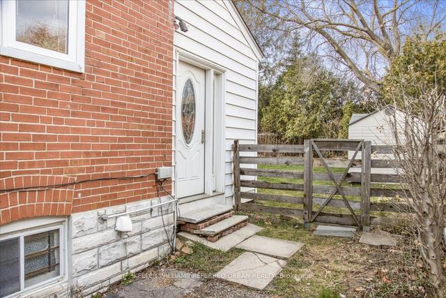 192 Horsham Ave, House detached with 3 bedrooms, 2 bathrooms and 3 parking in Toronto ON | Image 32