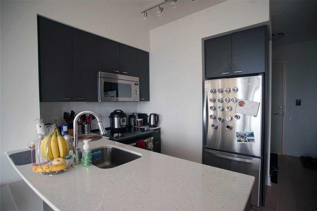 2107 - 30 Roehampton Ave, Condo with 1 bedrooms, 1 bathrooms and 0 parking in Toronto ON | Image 22