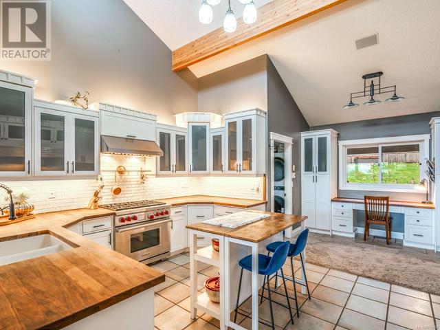 868 Chichester Rd W, House detached with 5 bedrooms, 3 bathrooms and 4 parking in Nanaimo B BC | Image 18
