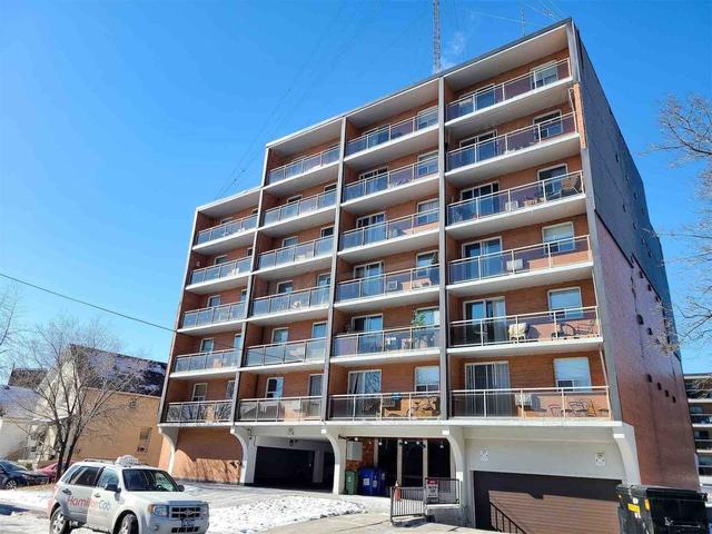 406 - 30 Summit Ave, Condo with 1 bedrooms, 1 bathrooms and 1 parking in Hamilton ON | Image 10