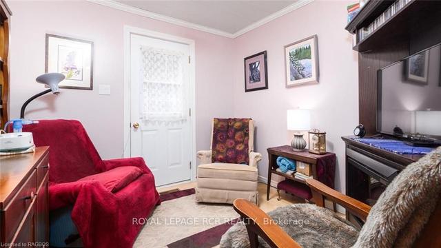 350 Main Street W. St, House detached with 2 bedrooms, 1 bathrooms and 4 parking in West Grey ON | Image 31
