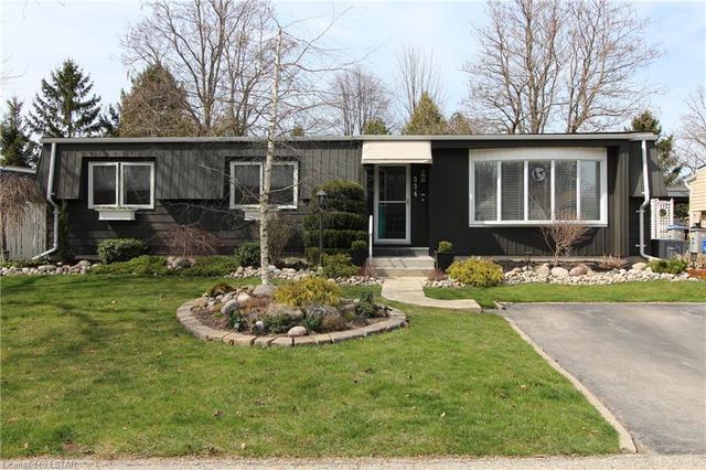 334 Wyldwood Lane, House detached with 2 bedrooms, 2 bathrooms and 2 parking in South Huron ON | Image 45