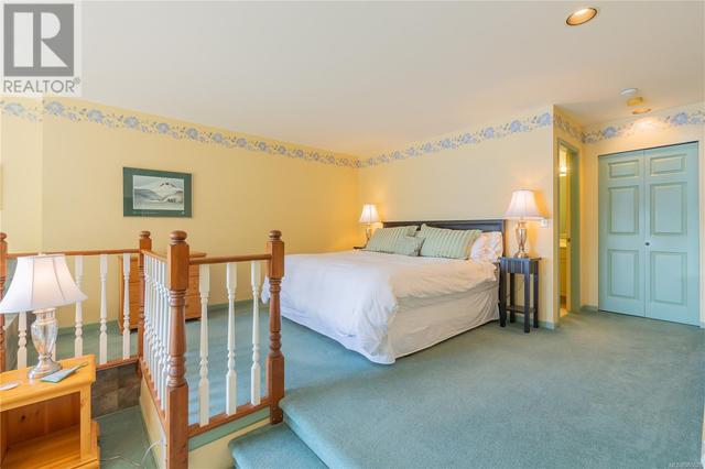 630 Dinner Bay Rd, House detached with 12 bedrooms, 16 bathrooms and 12 parking in Southern Gulf Islands BC | Image 15