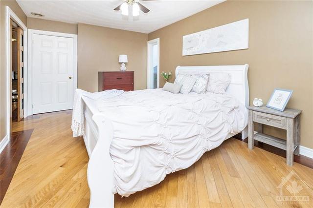 3255 Sarsfield Road, House detached with 3 bedrooms, 3 bathrooms and 8 parking in Ottawa ON | Image 10