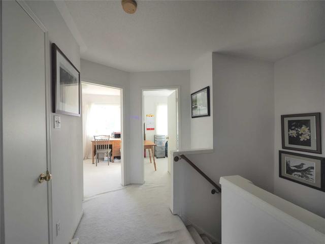 131 Rougehaven Way, Townhouse with 3 bedrooms, 2 bathrooms and 2 parking in Markham ON | Image 25
