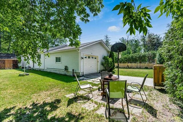 1558 Mosley St, House detached with 3 bedrooms, 1 bathrooms and 4 parking in Wasaga Beach ON | Image 5
