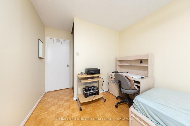 1102 - 205 Hilda Ave E, Condo with 3 bedrooms, 2 bathrooms and 1 parking in Toronto ON | Image 10