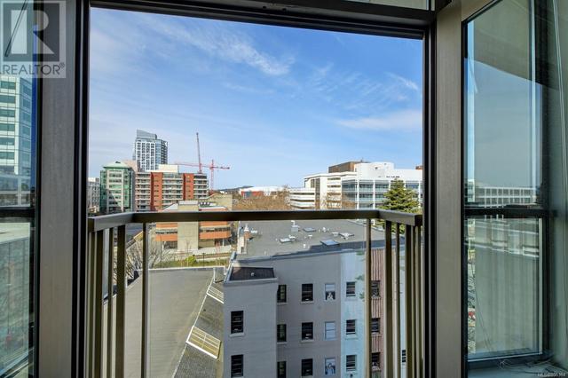 705 - 760 Johnson St, Condo with 1 bedrooms, 1 bathrooms and null parking in Victoria BC | Image 19