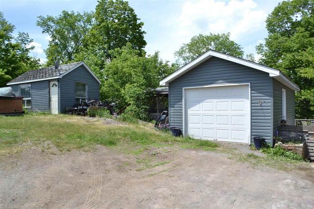 11545 County Road 38, House detached with 2 bedrooms, 2 bathrooms and 3 parking in Central Frontenac ON | Image 6