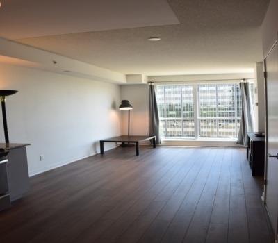 1001 - 60 Berwick Ave, Condo with 1 bedrooms, 1 bathrooms and 1 parking in Toronto ON | Image 6