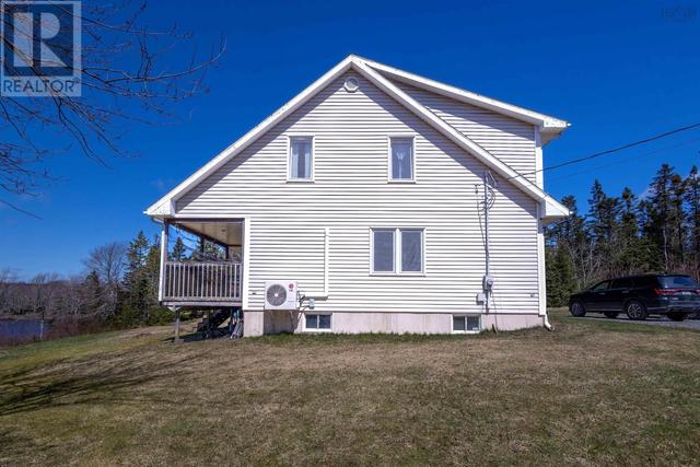 947 Intervale Road, House detached with 3 bedrooms, 1 bathrooms and null parking in Cape Breton NS | Image 6