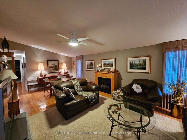 79 Pennsylvania Ave, House detached with 2 bedrooms, 2 bathrooms and 2 parking in Wasaga Beach ON | Image 11