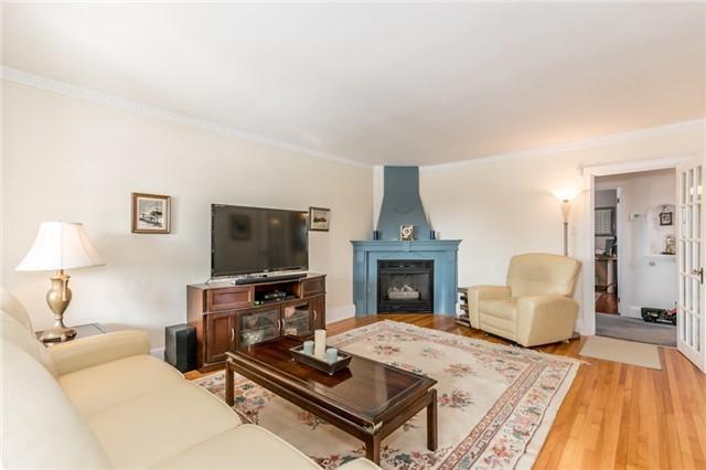 186 Steel St, House detached with 5 bedrooms, 4 bathrooms and 7 parking in Barrie ON | Image 3