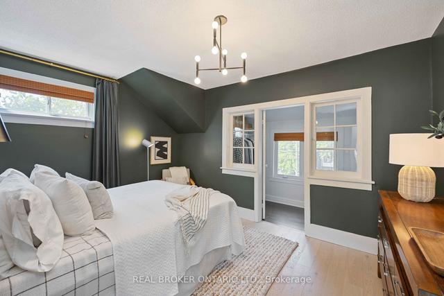 1087 Woodbine Ave, House semidetached with 3 bedrooms, 2 bathrooms and 0 parking in Toronto ON | Image 10