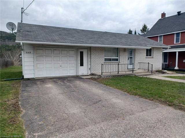 449 Valois Drive, House detached with 2 bedrooms, 1 bathrooms and 2 parking in Mattawa ON | Image 20