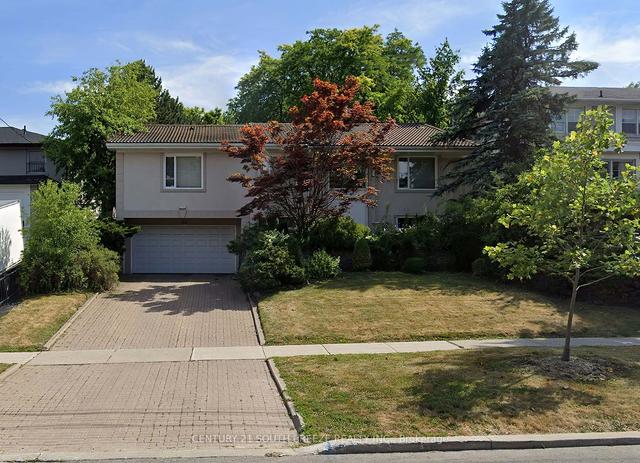 88 Bannatyne Dr, House detached with 3 bedrooms, 3 bathrooms and 6 parking in Toronto ON | Image 1