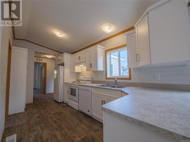 464 Orca Cres, House other with 2 bedrooms, 2 bathrooms and 2 parking in Ucluelet BC | Image 9