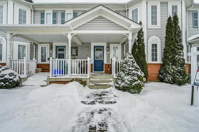 165 Carnwith Dr E, House attached with 3 bedrooms, 3 bathrooms and 2 parking in Whitby ON | Image 12